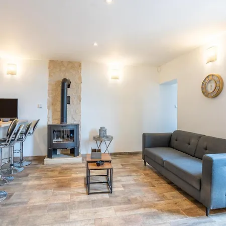 Les Garnes Saint-Martin-des-Fontaines