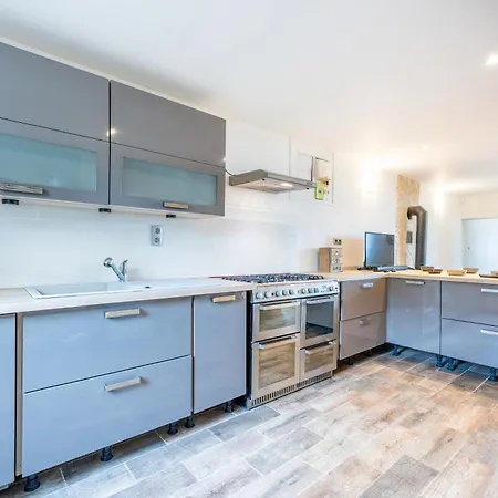 Les Garnes Saint-Martin-des-Fontaines