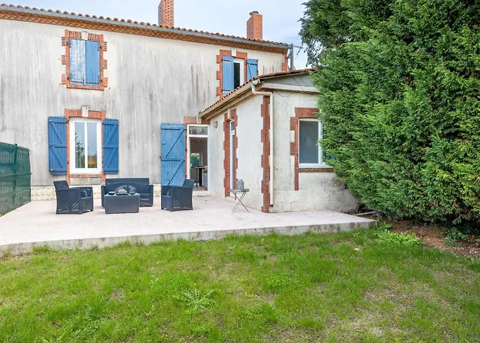 別荘 Les Garnes Saint-Martin-des-Fontaines