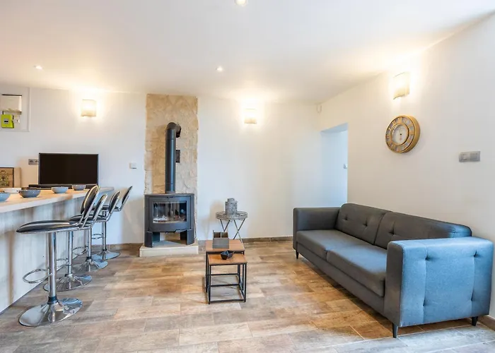 Les Garnes Saint-Martin-des-Fontaines